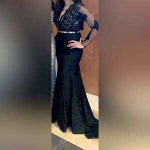 Black elegant dress